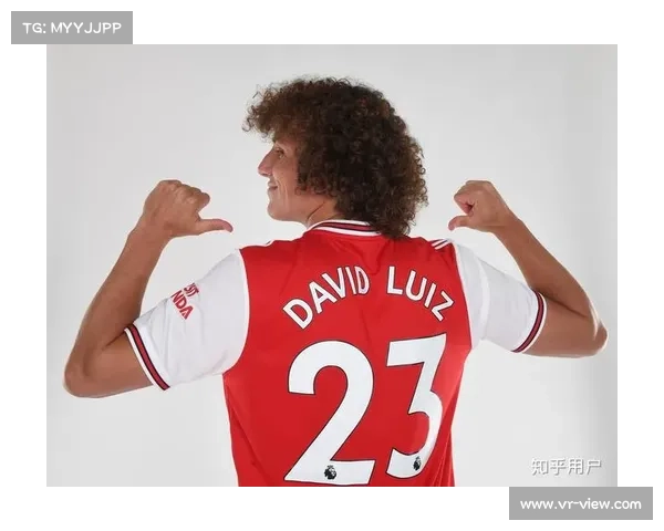 大卫路易斯的真实位置与鲜为人知的足球背后故事揭秘